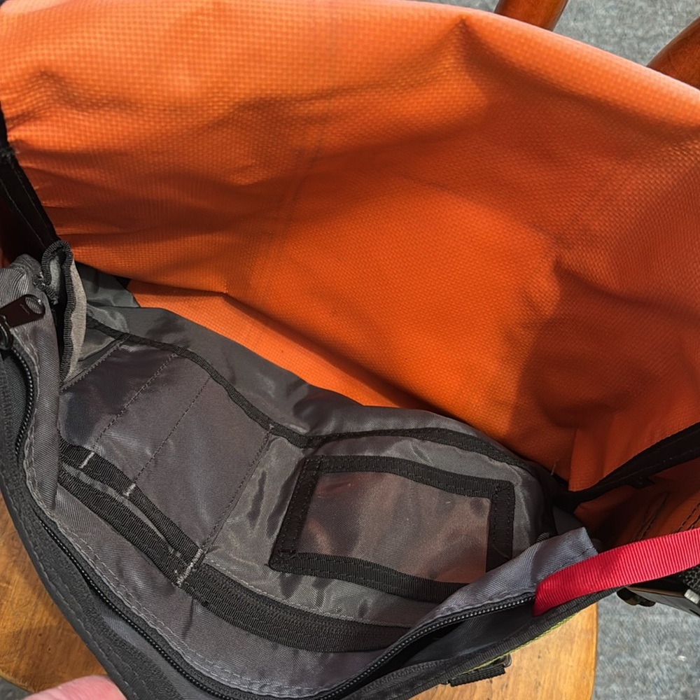 Y2K Timbuk2 Messanger Bag - Picture 9 of 13